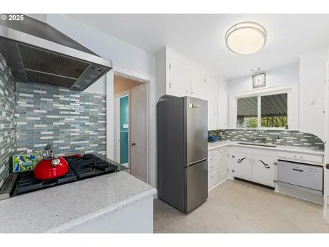 6114 SE 22nd Avenue Portland OR 97202