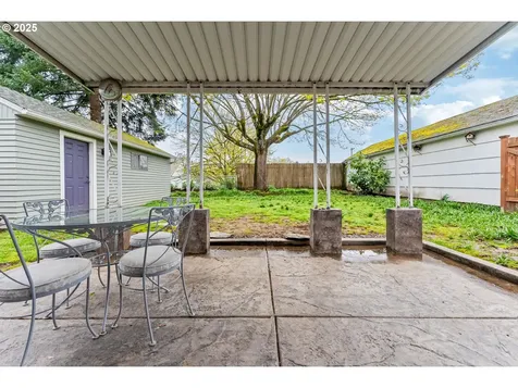 6114 SE 22nd Avenue Portland OR 97202