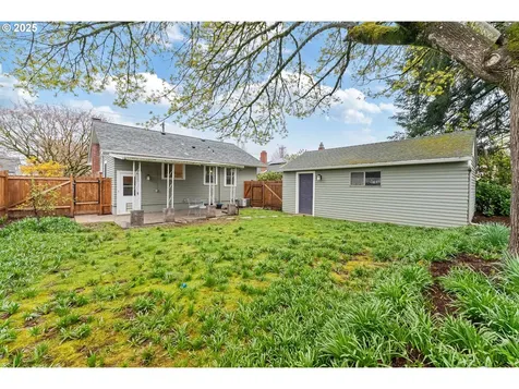6114 SE 22nd Avenue Portland OR 97202