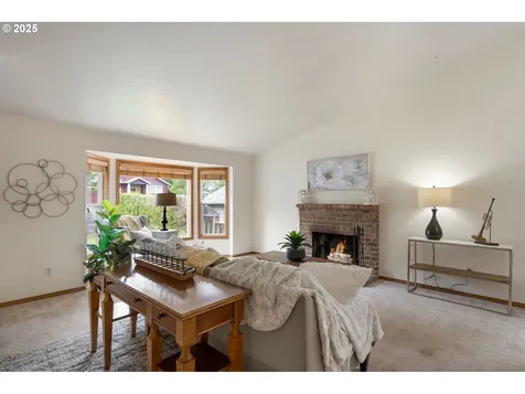 8836 SW 51st Avenue Portland OR 97219