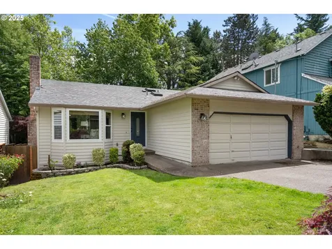 8836 SW 51st Avenue Portland OR 97219