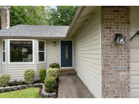 8836 SW 51st Avenue Portland OR 97219