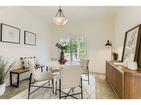 5517 SE Boise Street Portland OR 97206