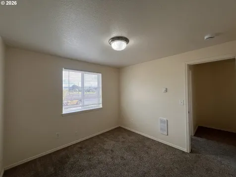 5701 NE 135th Avenue Vancouver WA 98682