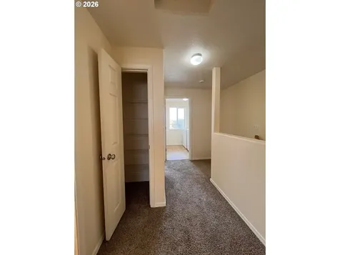 5701 NE 135th Avenue Vancouver WA 98682