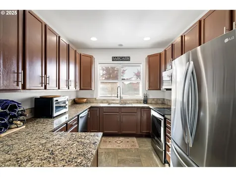 3741 Century Drive Eugene OR 97402