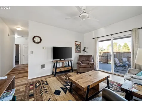 3741 Century Drive Eugene OR 97402