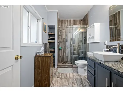 3741 Century Drive Eugene OR 97402
