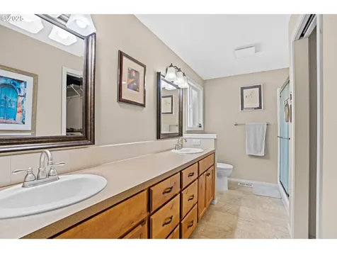 17212 SE 25th Way Vancouver WA 98683