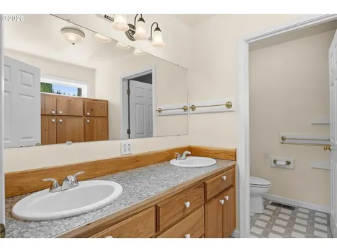 431 Old Garden Valley Road Roseburg OR 97471