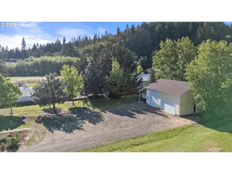 431 Old Garden Valley Road Roseburg OR 97471