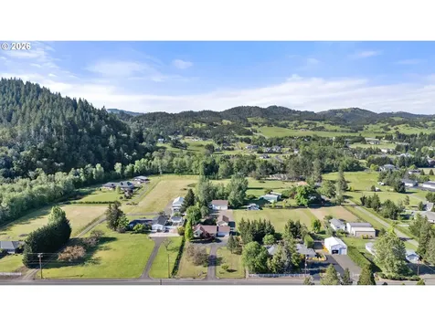 431 Old Garden Valley Road Roseburg OR 97471