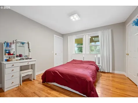 7315 SW Sylvan Court Portland OR 97225