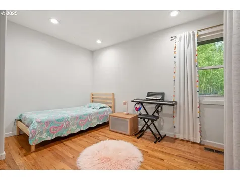 7315 SW Sylvan Court Portland OR 97225