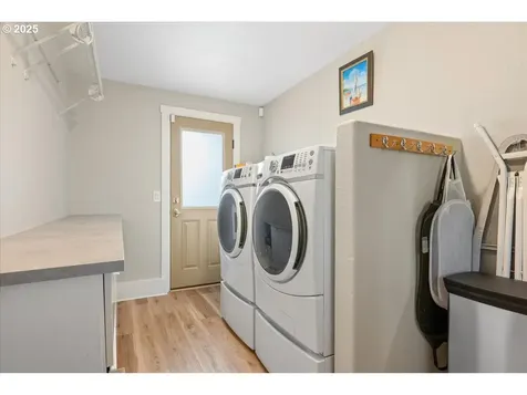 7315 SW Sylvan Court Portland OR 97225