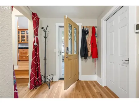 7315 SW Sylvan Court Portland OR 97225