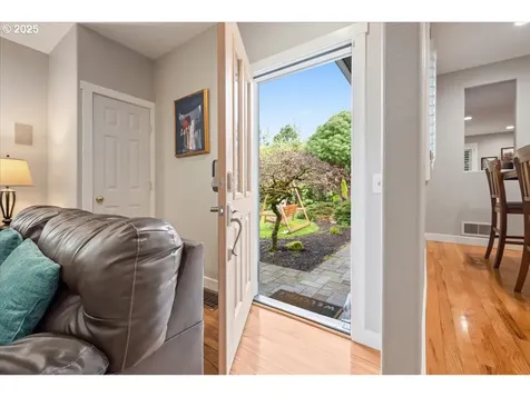 7315 SW Sylvan Court Portland OR 97225