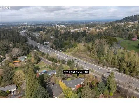7315 SW Sylvan Court Portland OR 97225