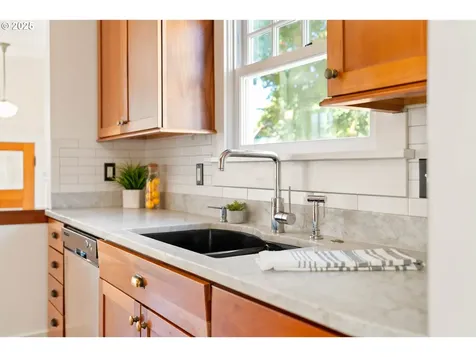 3343 NE 12th Avenue Portland OR 97212