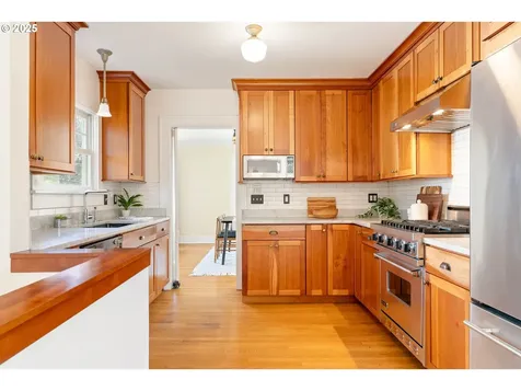 3343 NE 12th Avenue Portland OR 97212