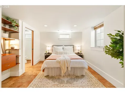 3343 NE 12th Avenue Portland OR 97212