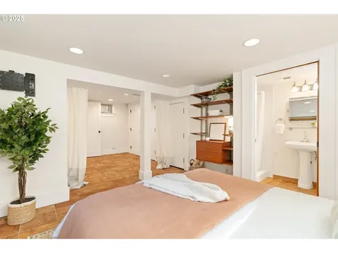 3343 NE 12th Avenue Portland OR 97212
