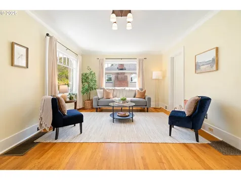 3343 NE 12th Avenue Portland OR 97212