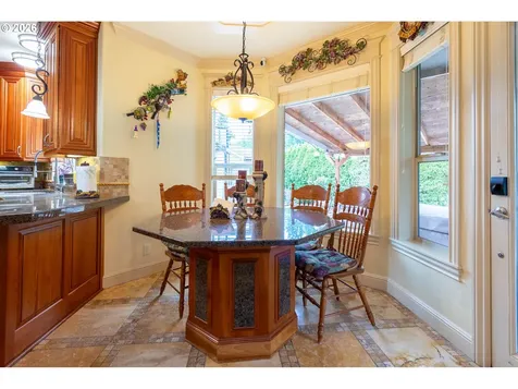 4107 NE 105th Avenue Portland OR 97220