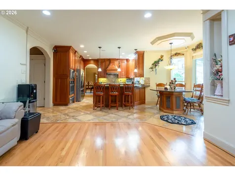 4107 NE 105th Avenue Portland OR 97220