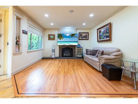 4107 NE 105th Avenue Portland OR 97220