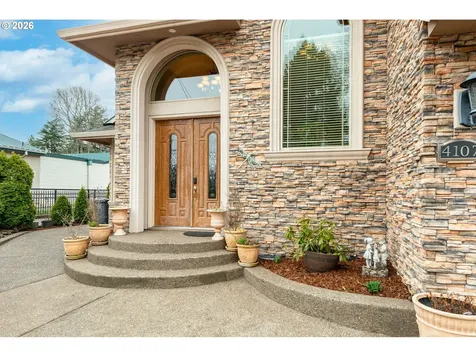 4107 NE 105th Avenue Portland OR 97220