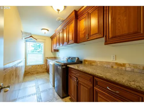 4107 NE 105th Avenue Portland OR 97220