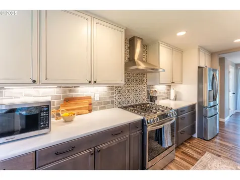 3983 SE 30th Street Gresham OR 97080