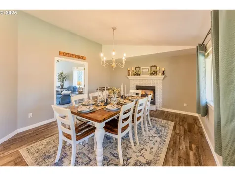 3983 SE 30th Street Gresham OR 97080