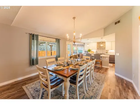 3983 SE 30th Street Gresham OR 97080