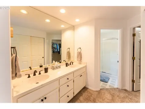 3983 SE 30th Street Gresham OR 97080