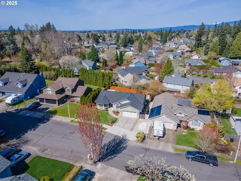 3983 SE 30th Street Gresham OR 97080