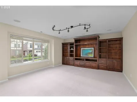 5392 NW 133rd Avenue Portland OR 97229
