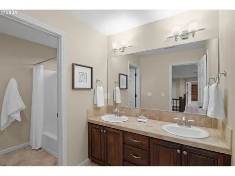 5392 NW 133rd Avenue Portland OR 97229