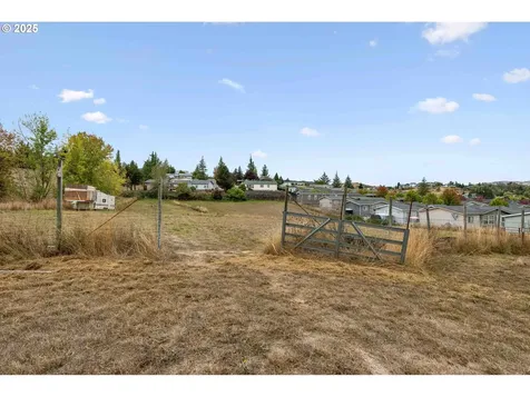 209 Dodson View Road Roseburg OR 97471