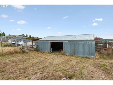 209 Dodson View Road Roseburg OR 97471