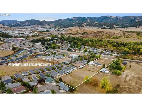 209 Dodson View Road Roseburg OR 97471