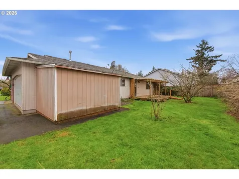 18501 SE Lincoln Street Portland OR 97233