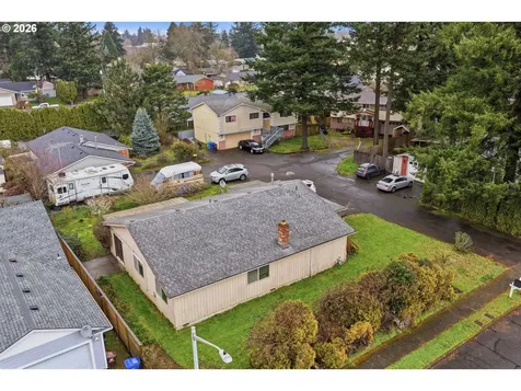 18501 SE Lincoln Street Portland OR 97233