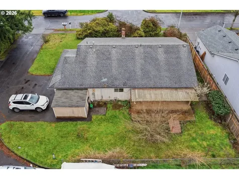 18501 SE Lincoln Street Portland OR 97233