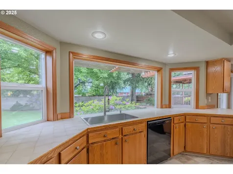 3010 NE 98th Circle Vancouver WA 98665