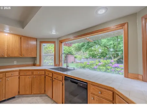 3010 NE 98th Circle Vancouver WA 98665