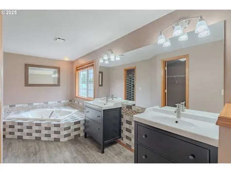 3010 NE 98th Circle Vancouver WA 98665