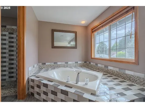 3010 NE 98th Circle Vancouver WA 98665
