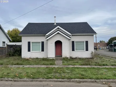 402 NE C Street Willamina OR 97396